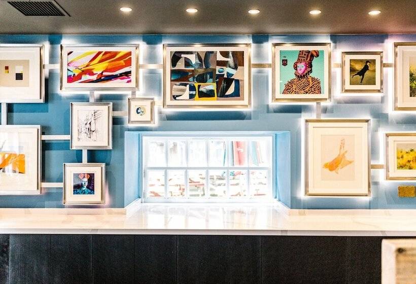 בית מלון כפרי Stay Central