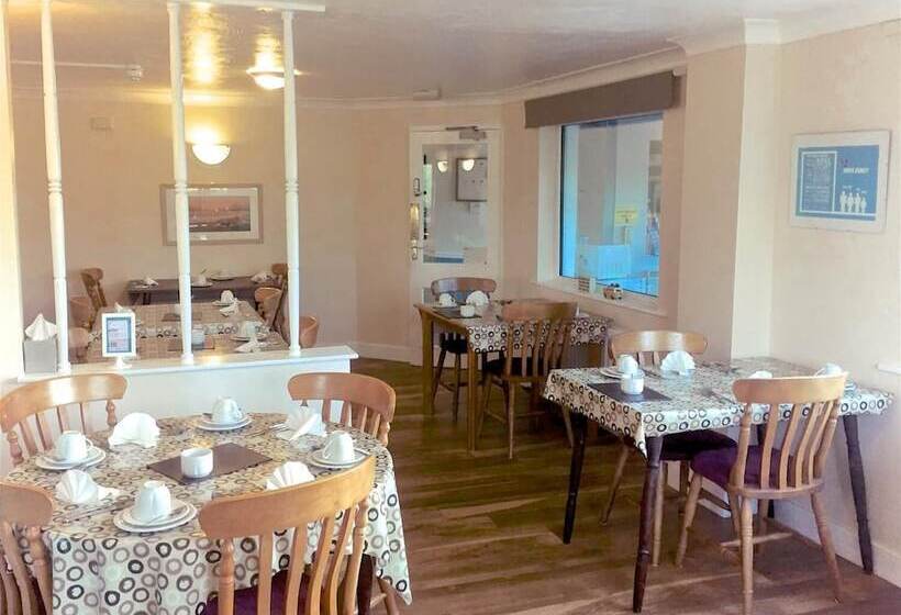 فندق Sunnymeade Country