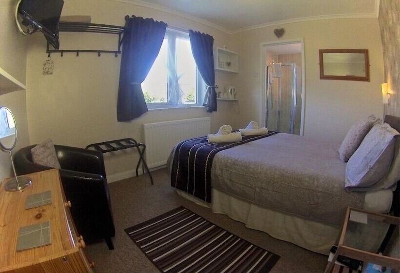 فندق Sunnymeade Country