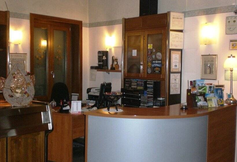 酒店 Susa & Stazione