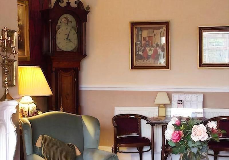 Отель The Ascott