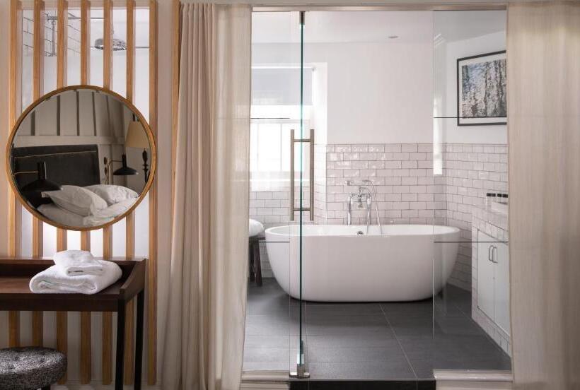 호텔 The Black Bull Inn