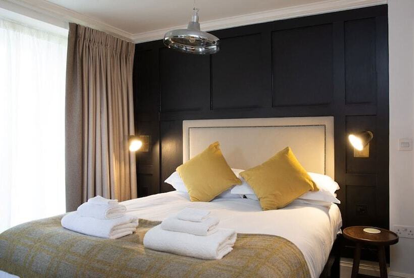 호텔 The Black Bull Inn