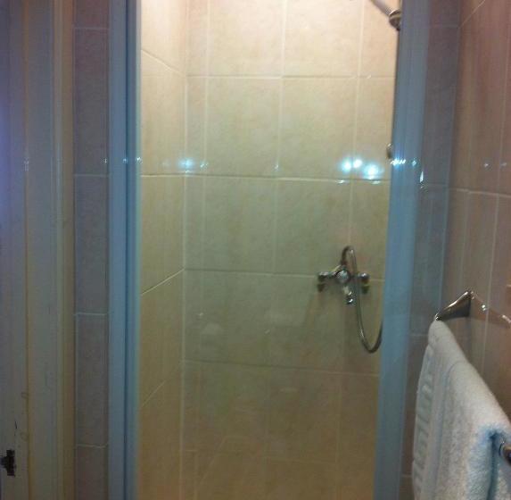 Отель The Black Horse Inn