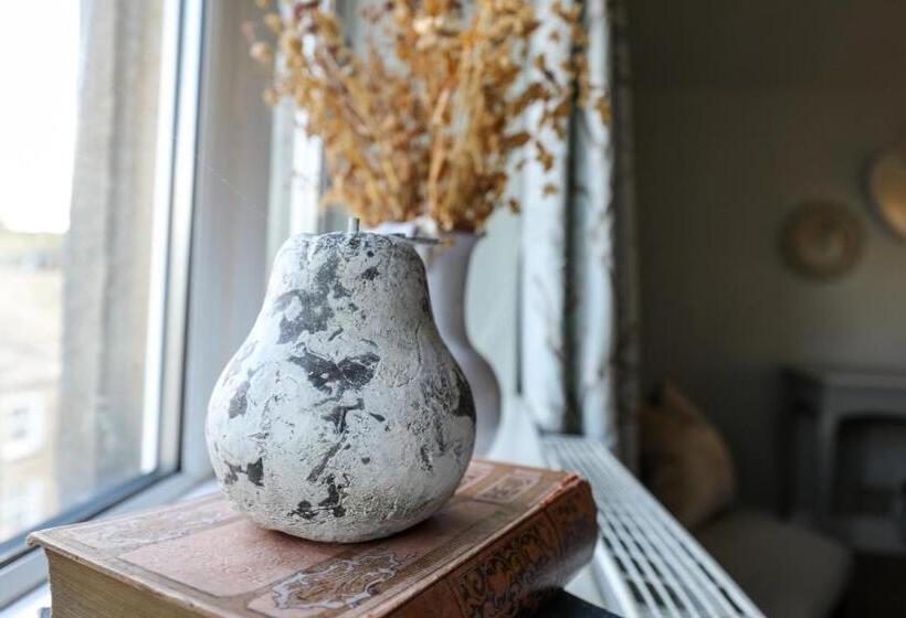 酒店 The Black Swan