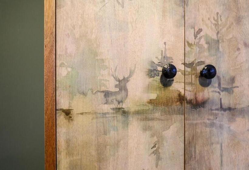 فندق The Black Swan