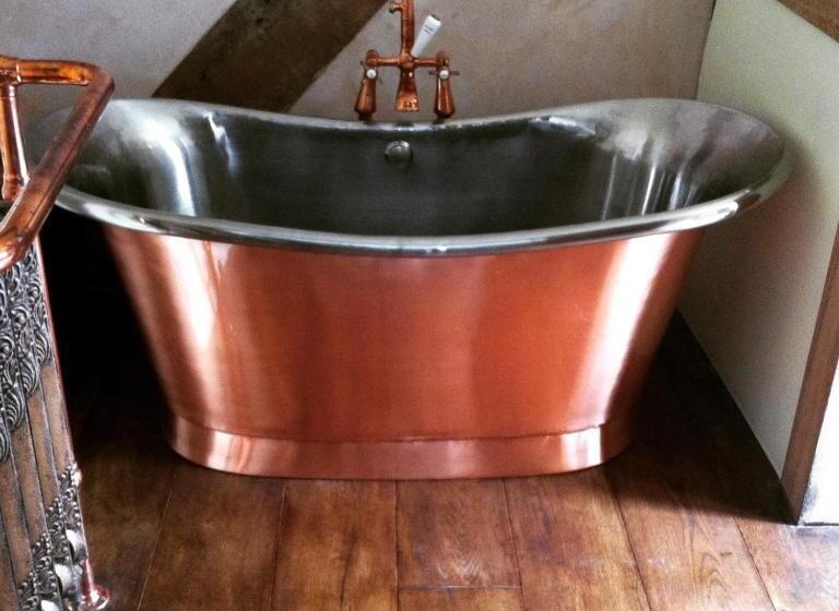 Отель The Chequers Inn