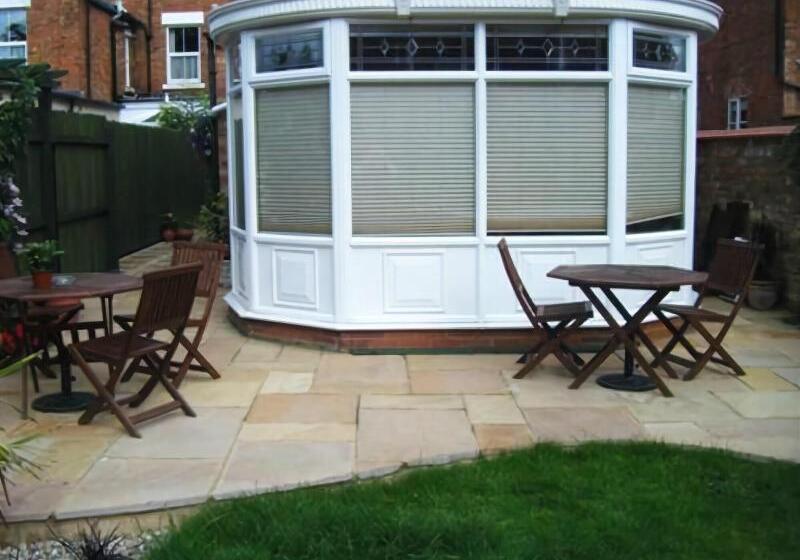 Отель The Croft Guest House