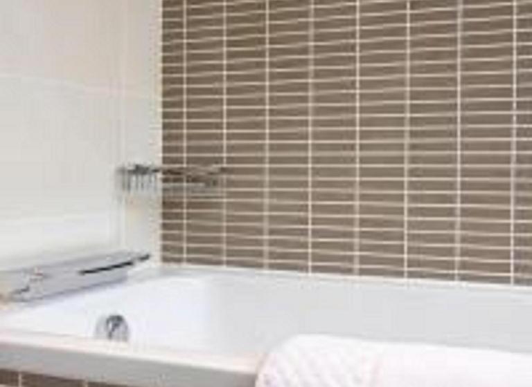 酒店 The Inn On The Green