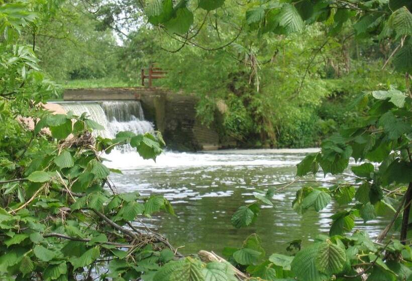 ホテル The New Inn