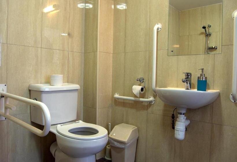 ホテル The New Inn