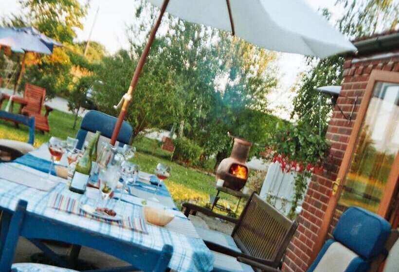 فندق The Paddock At Peacock Farm