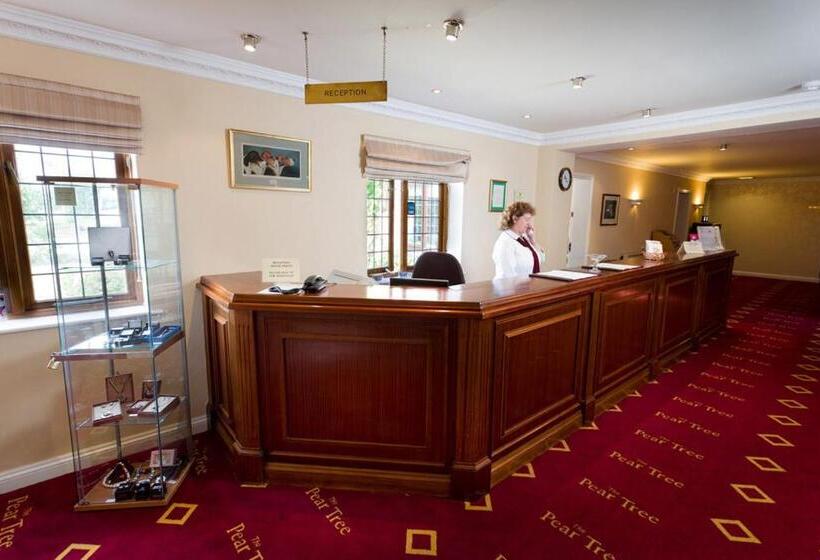 ホテル The Pear Tree Inn & Country