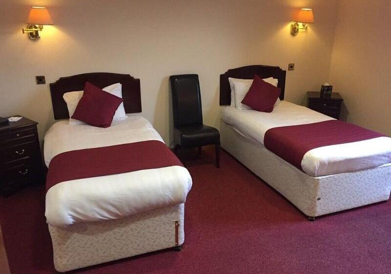 The Royal Hotel Elgin