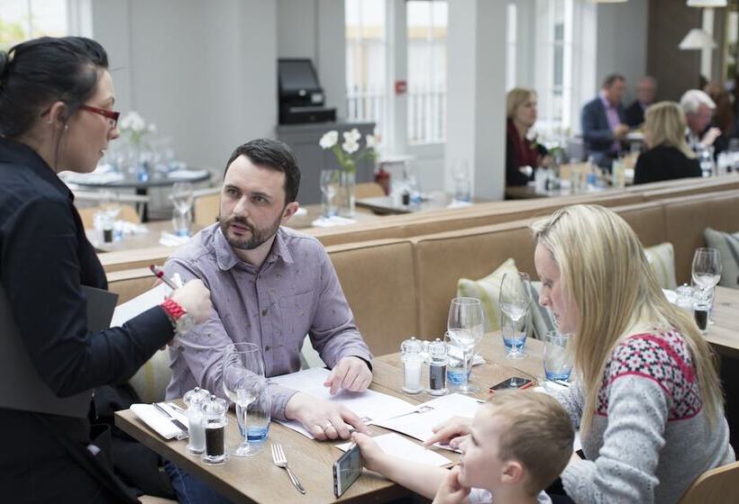 فندق The Royal Wells