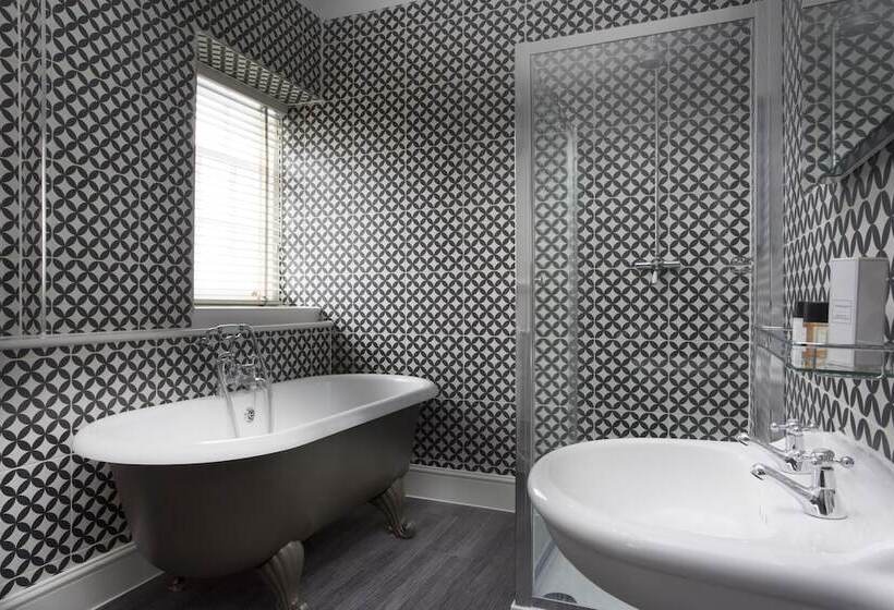 فندق The Royal Wells