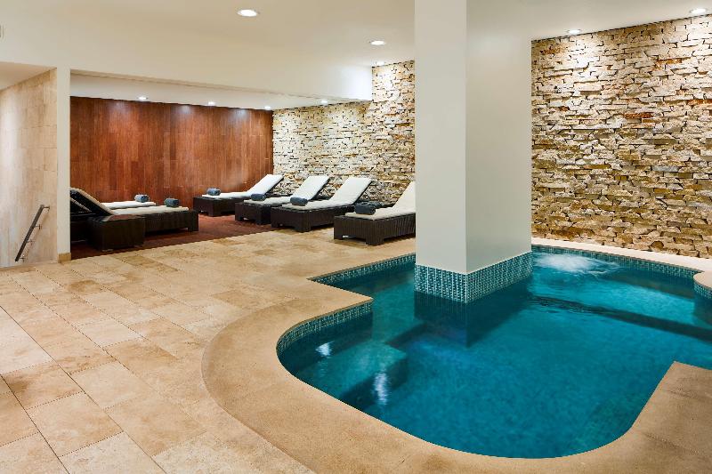 Отель Tivoli Marina Vilamoura