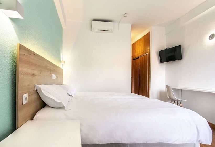 ホテル Torremolinos Centro By Croma