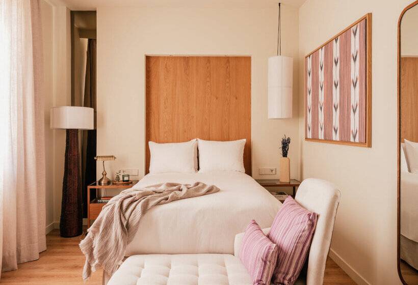 Отель Victoria Gran Meliá