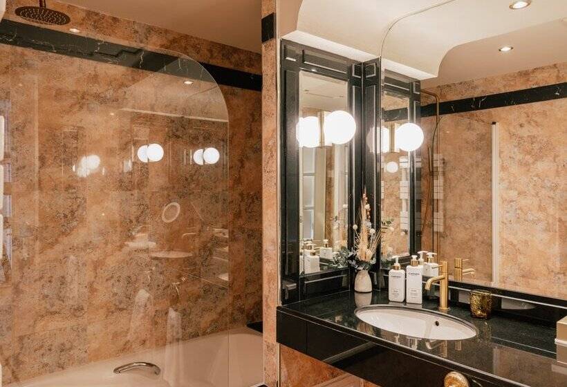 Отель Victoria Gran Meliá