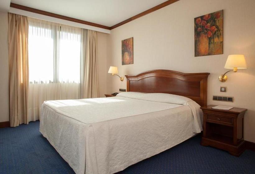 فندق Villa De Almazan