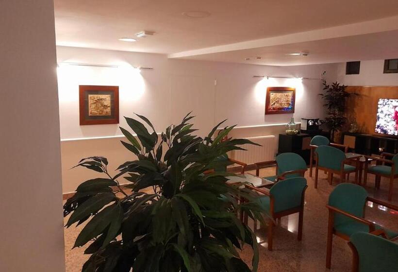 هتل Villa De Lerma