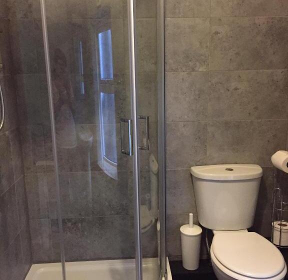 Отель Westbury House