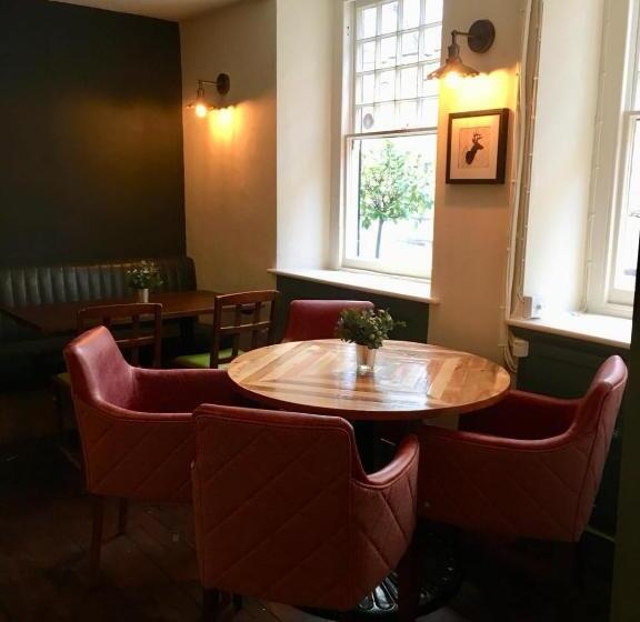 ホテル White Hart Inn