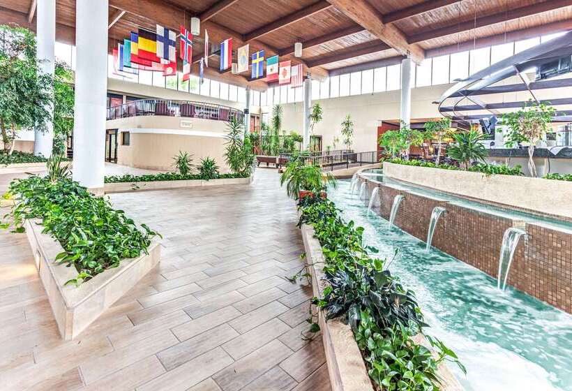 酒店 Wyndham Garden Detroit Metro Airport