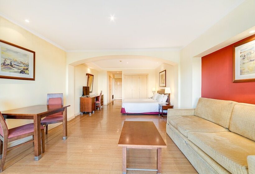 בית מלון כפרי Yellow Praia Monte Gordo