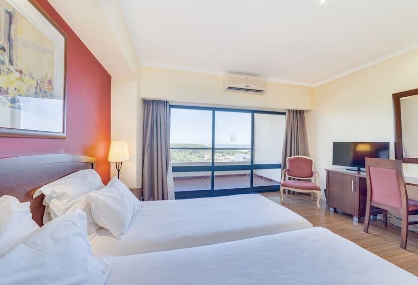 בית מלון כפרי Yellow Praia Monte Gordo