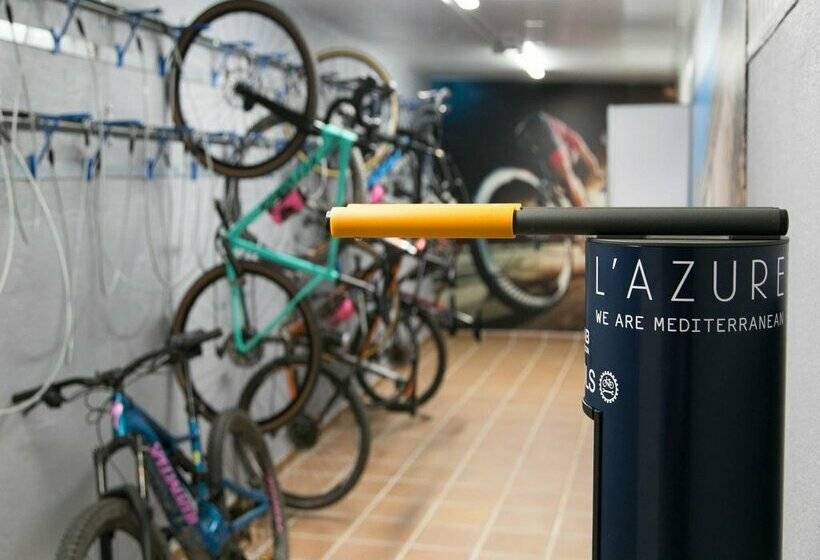 L'Azure Hotel 4* Sup