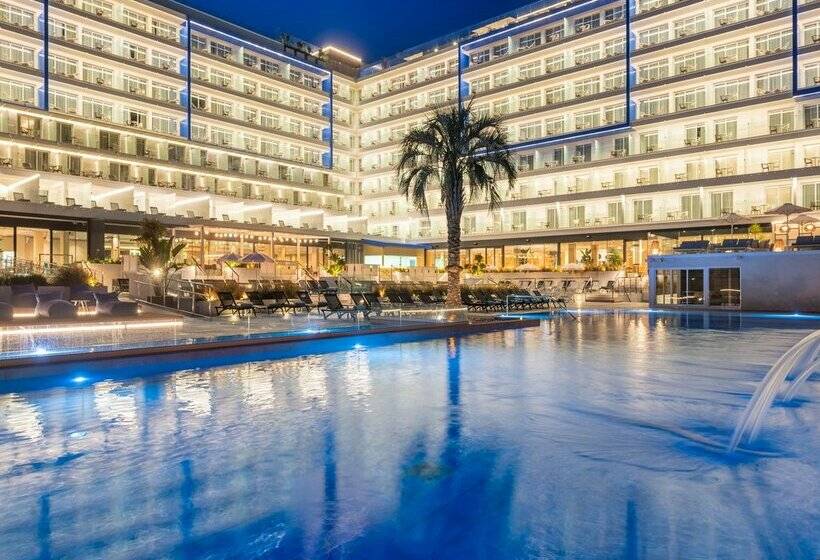 L'Azure Hotel 4* Sup