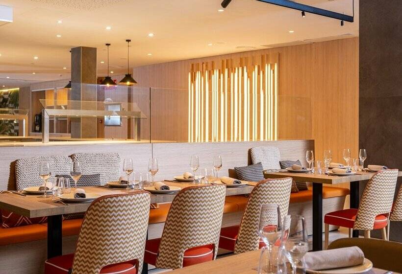 L'Azure Hotel 4* Sup