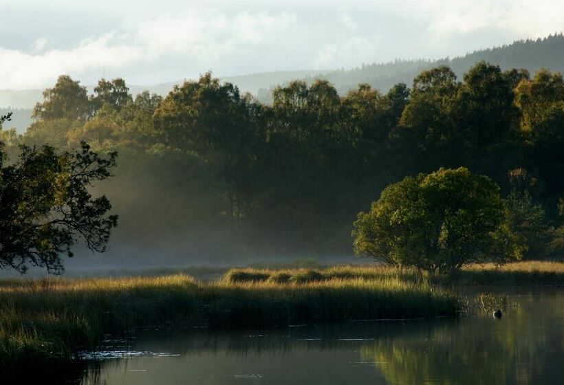 Loch Kinord Hotel