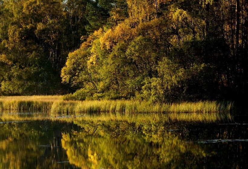 Loch Kinord Hotel