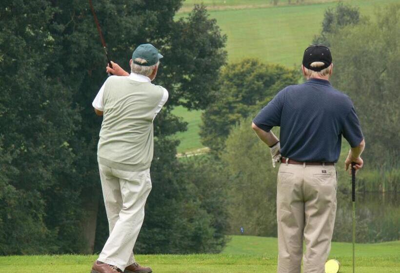 London Beach Country Hotel & Golf Club