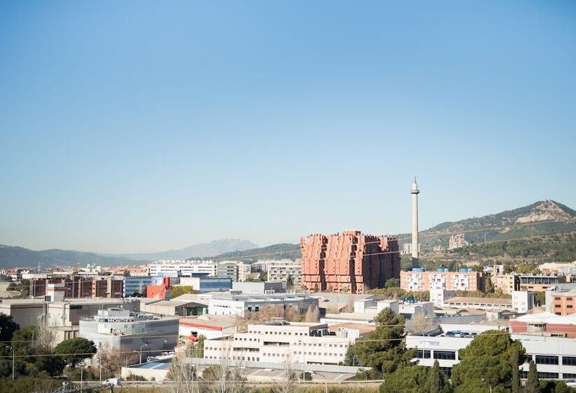 Отель Ibis Styles Barcelona Sant Joan Despi