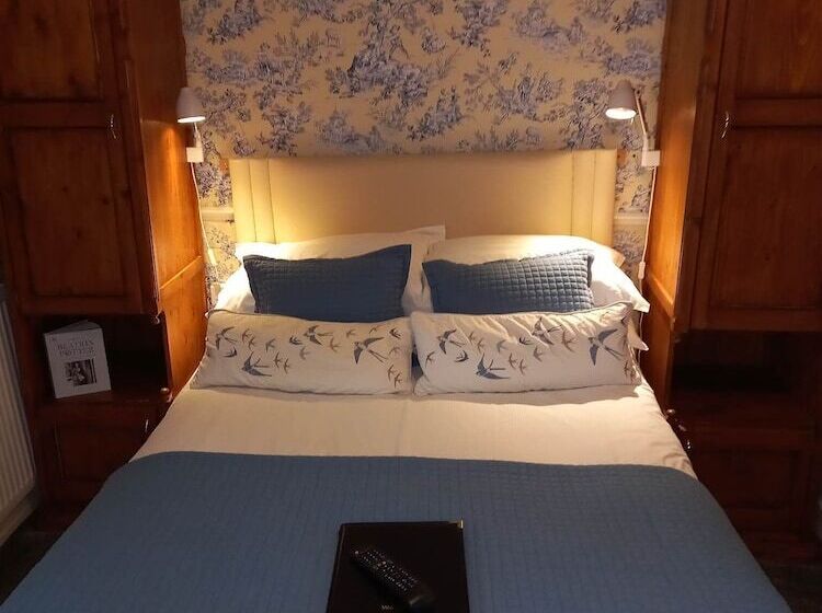 ペンション Virginia Cottage Guest House