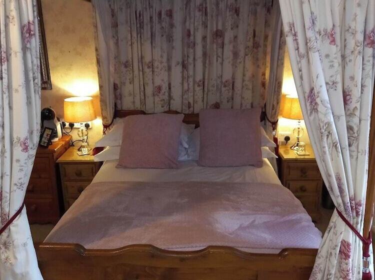 ペンション Virginia Cottage Guest House