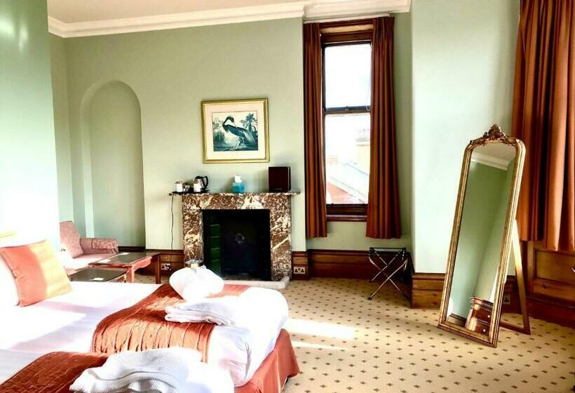 Purbeck House Hotel & Louisa Lodge