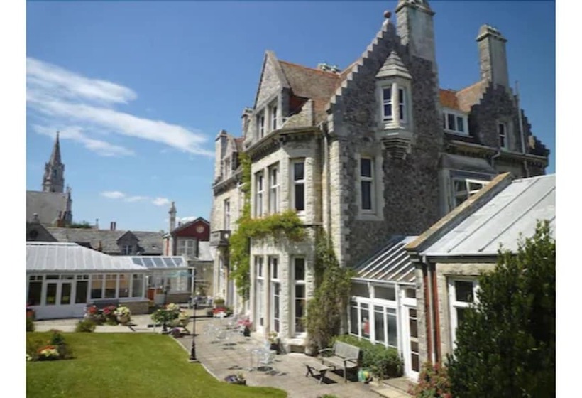 Purbeck House Hotel & Louisa Lodge