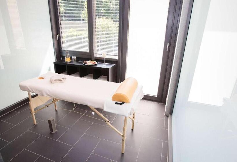 Rugs Hotel Am Schlosspark Lichtenwalde