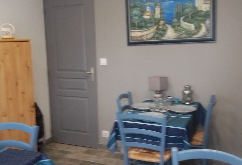 Au Pied De Barry   B&b