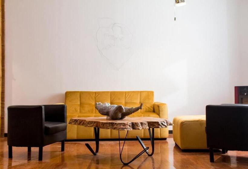 민박 Feel At Home Guest House