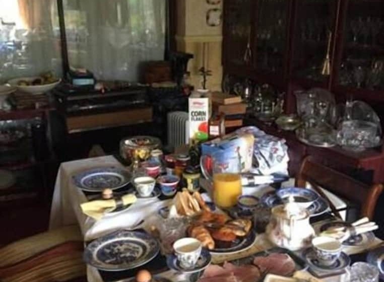 مبيت وإفطار Ms Mccreadys Guest House