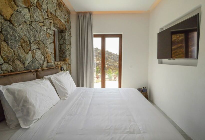 Charisma Hotel And Wellness Club