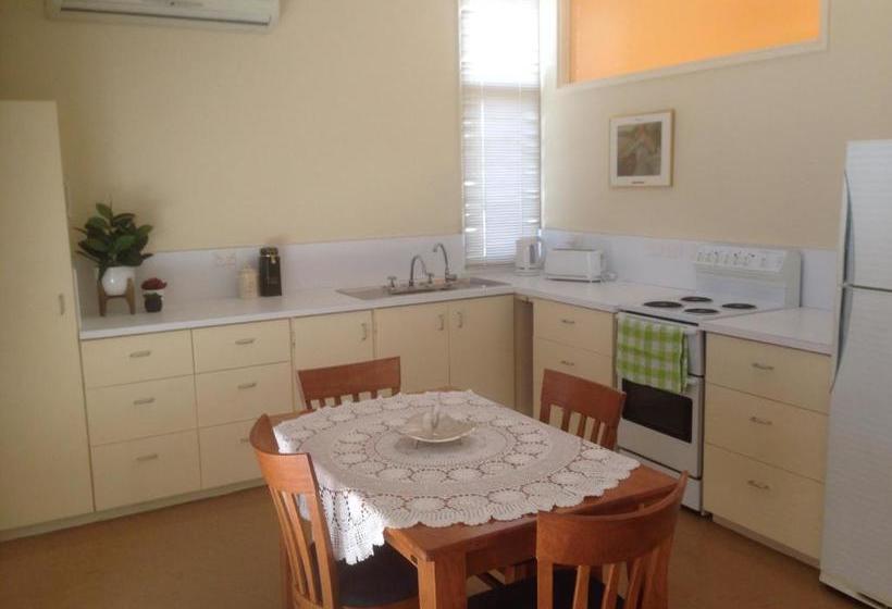 Dunolly Broadway B&b