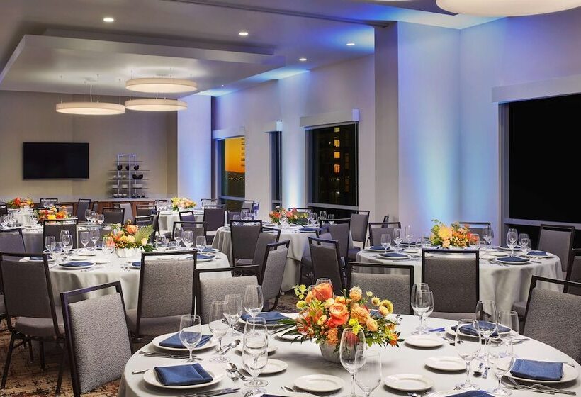 هتل Canopy By Hilton Tempe Downtown