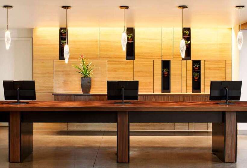 هتل Canopy By Hilton Tempe Downtown